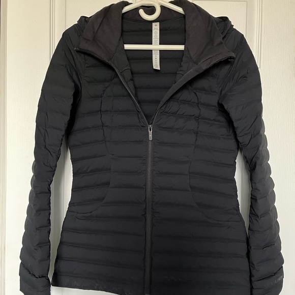 Lululemon Pack it Down Jacket 6 - Picture 3 of 7